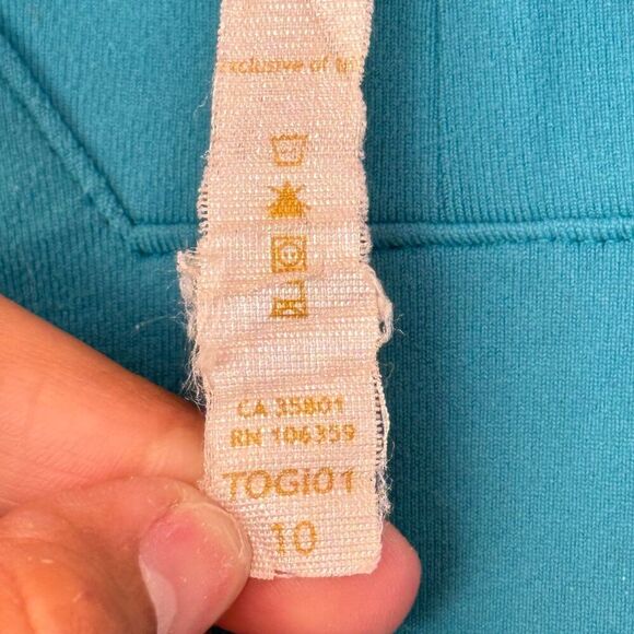 Lululemon Turquoise V-Neck Tank Top size 10 - Picture 5 of 6